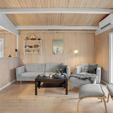 Holiday home Pet Friendly In With Wifi *